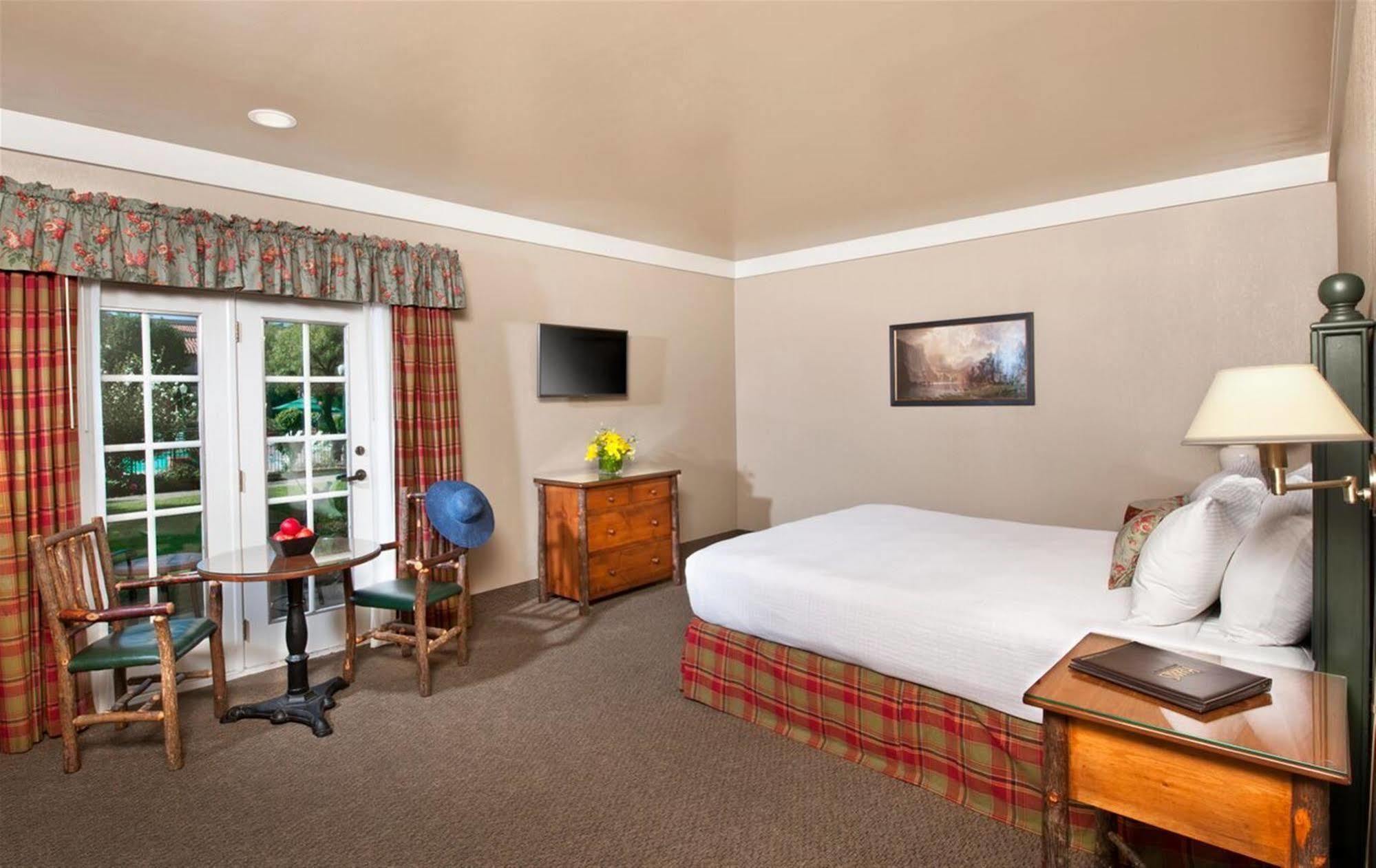 Harris Ranch Inn And Restaurant Huron Luaran gambar