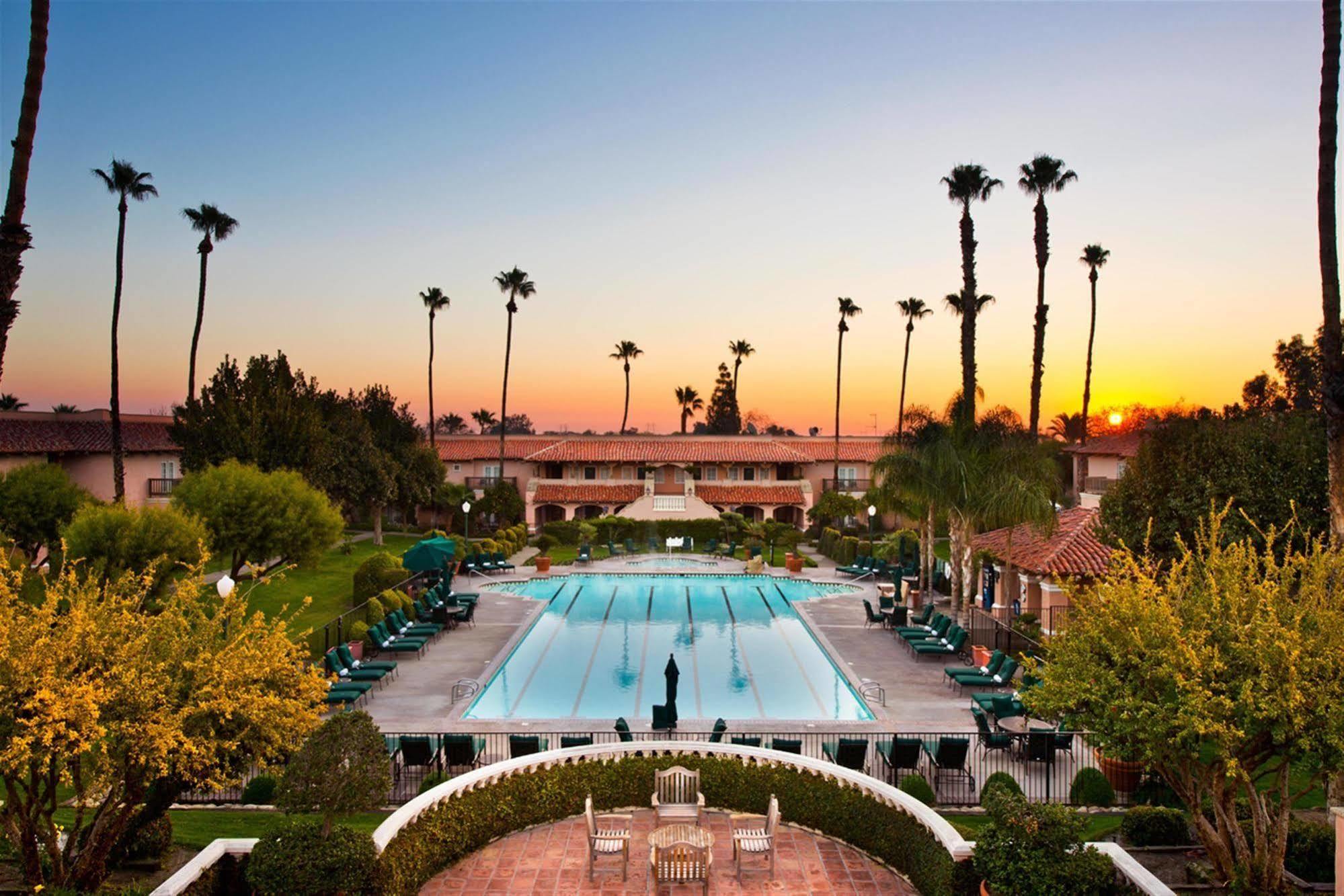 Harris Ranch Inn And Restaurant Huron Luaran gambar