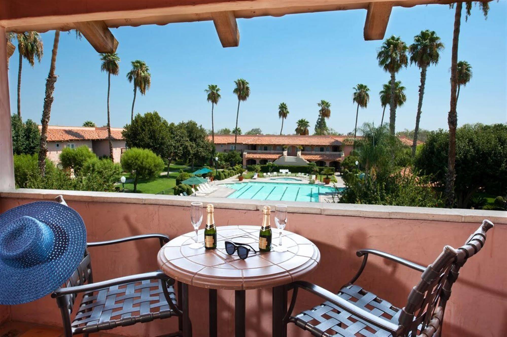Harris Ranch Inn And Restaurant Huron Luaran gambar